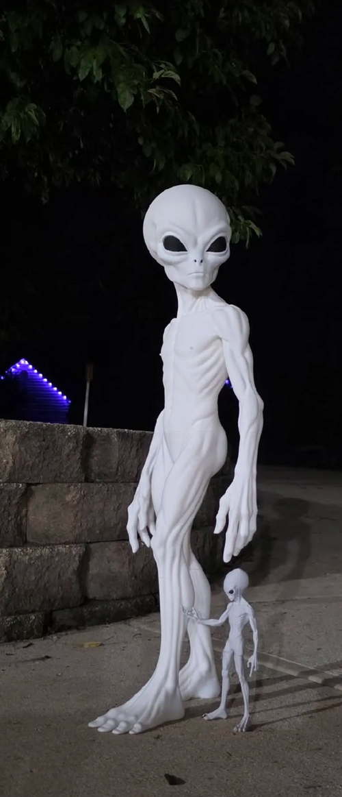Gray Alien Figurine 3Foot Tall On Stand Sci-Fi - Detailed Sculpture UK Seller