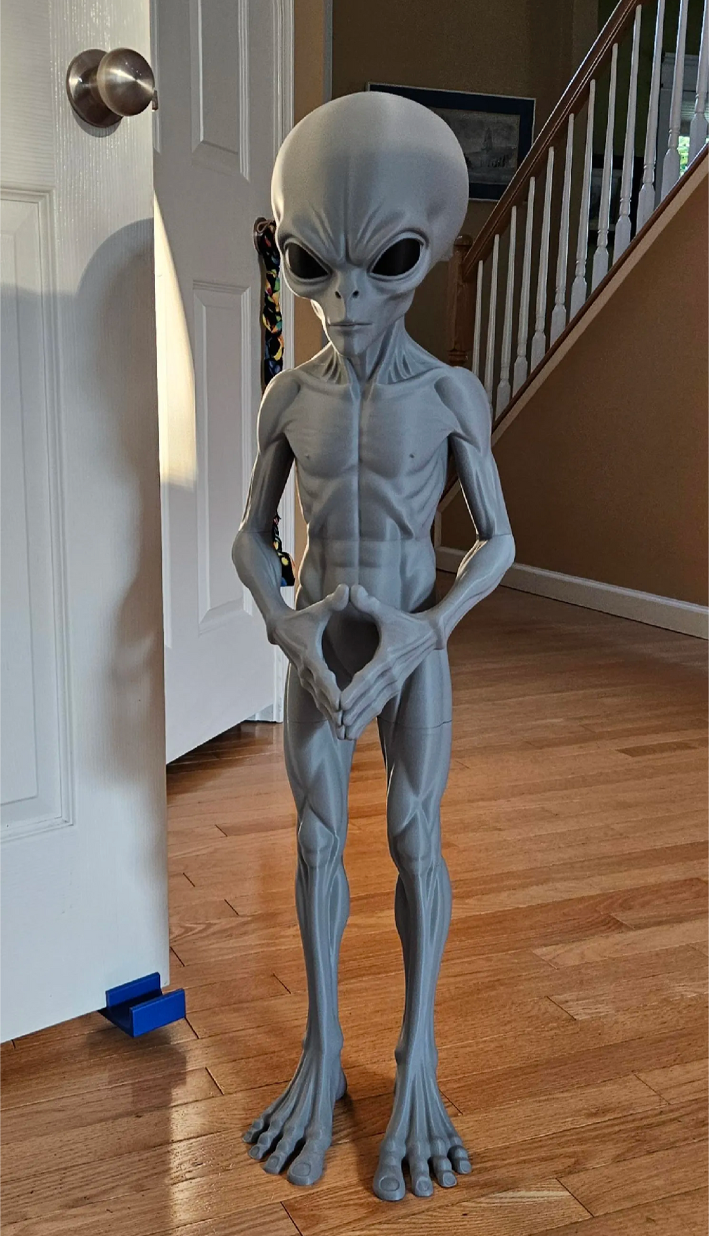Gray Alien Figurine 3foot Tall –Sci-Fi-Detailed Sculpture -Collectible Uk Seller