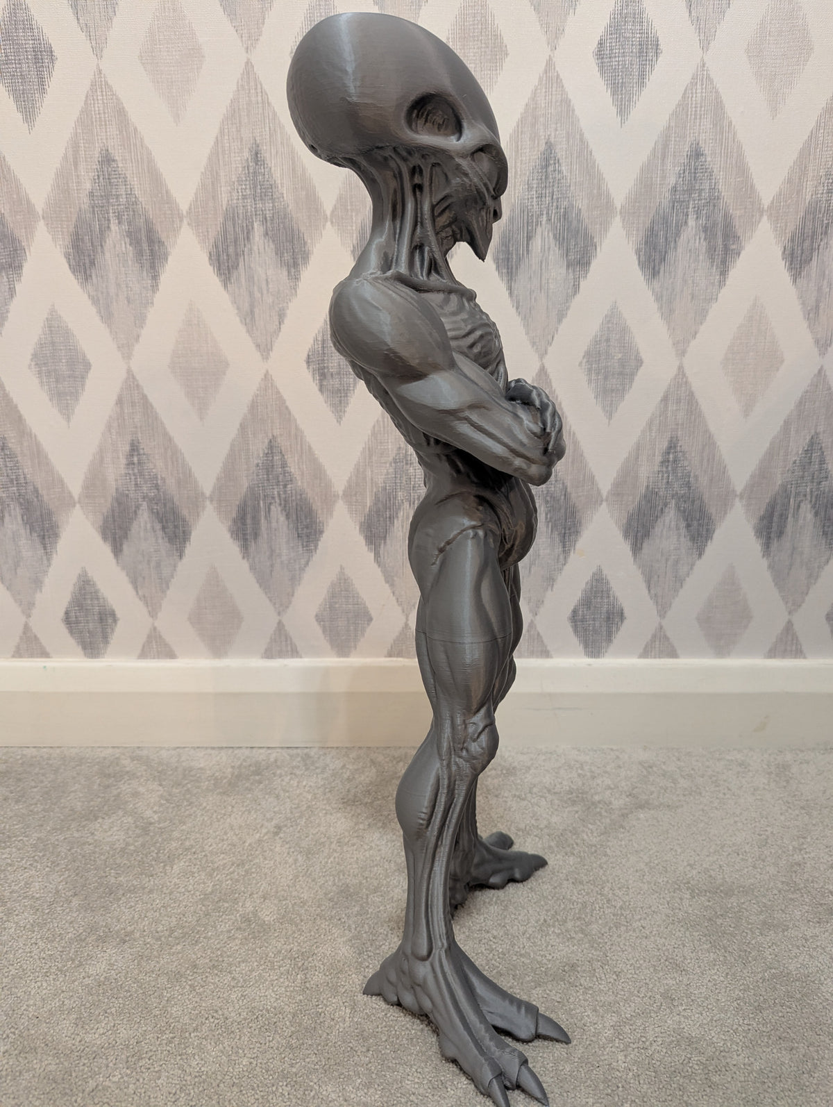 Exclusive Grey Alien Statue – 60cm Tall Masterpiece**