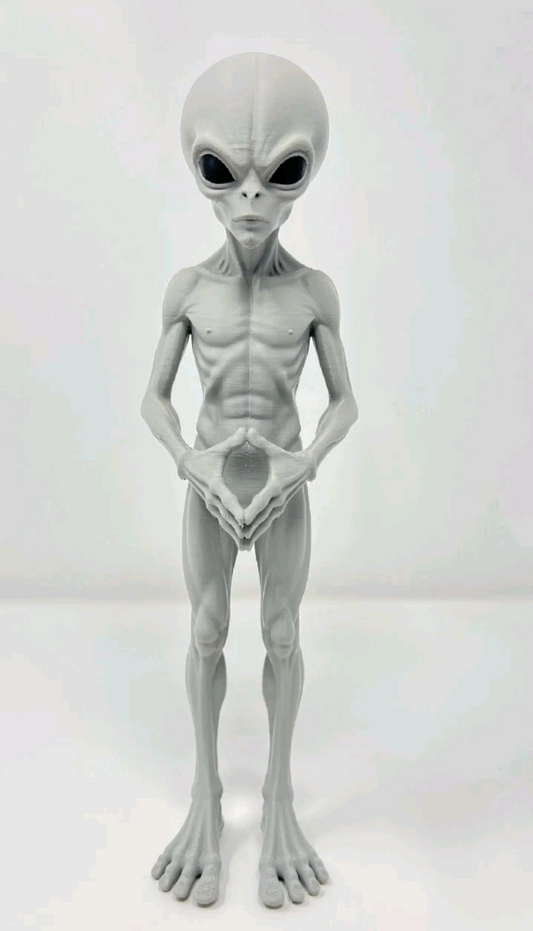 Gray Alien Figurine 22cm Tall – Sci-Fi-Detailed Sculpture -Collectible Uk Seller
