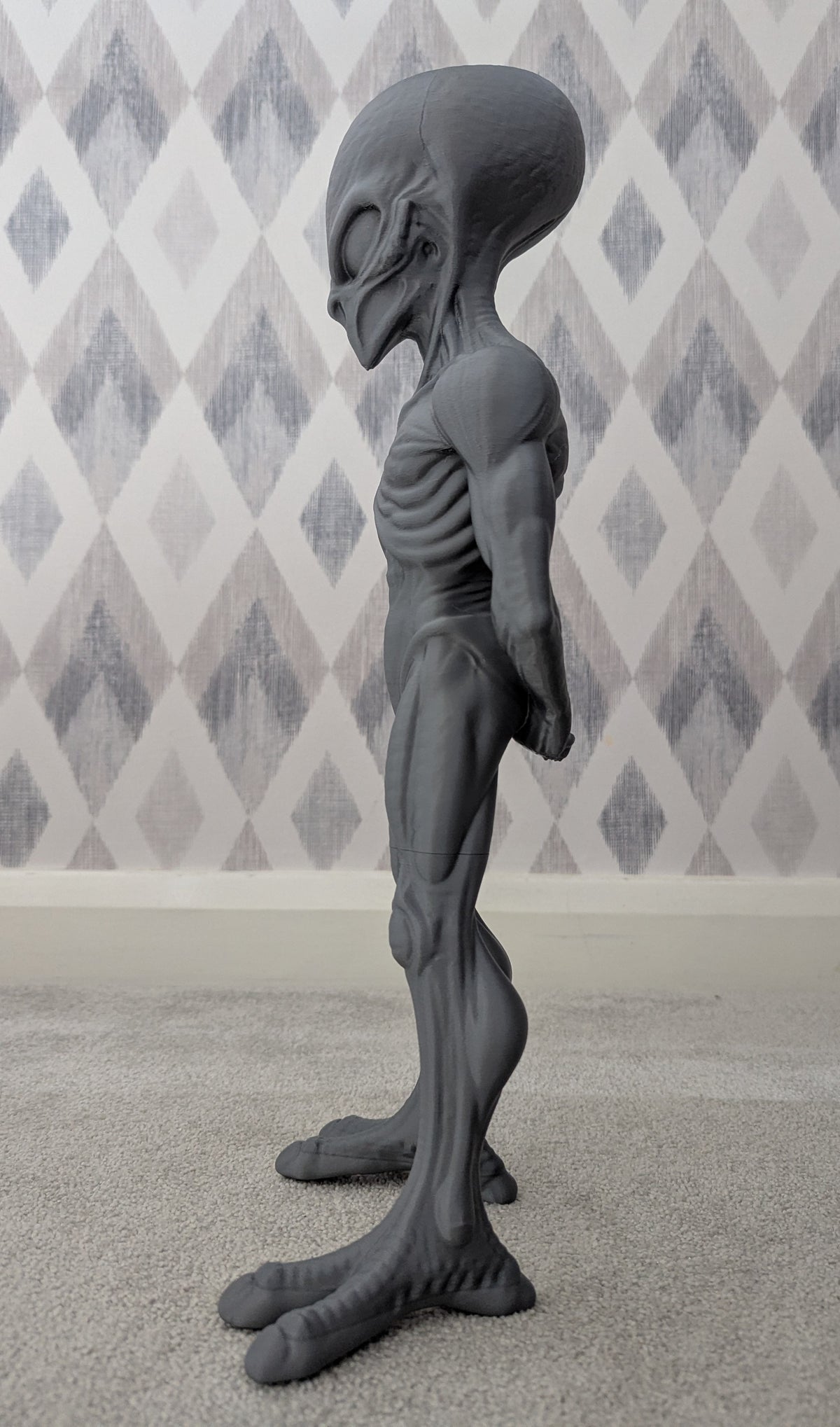 The Watcher -Exclusive Grey Alien Statue – 47cm Tall