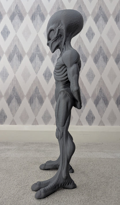 The Watcher -Exclusive Grey Alien Statue – 47cm Tall