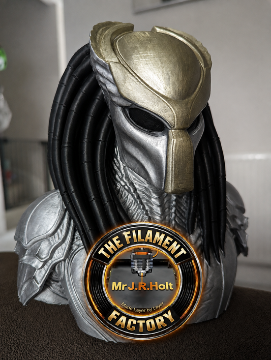 Predator Bust | 3D Printing model | Hand Painted | High Detail 21.5cm Tall