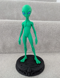 Green Alien Figurine 24cm Tall + Ornate Skull Stand– Sci-Fi Collectible UkSeller