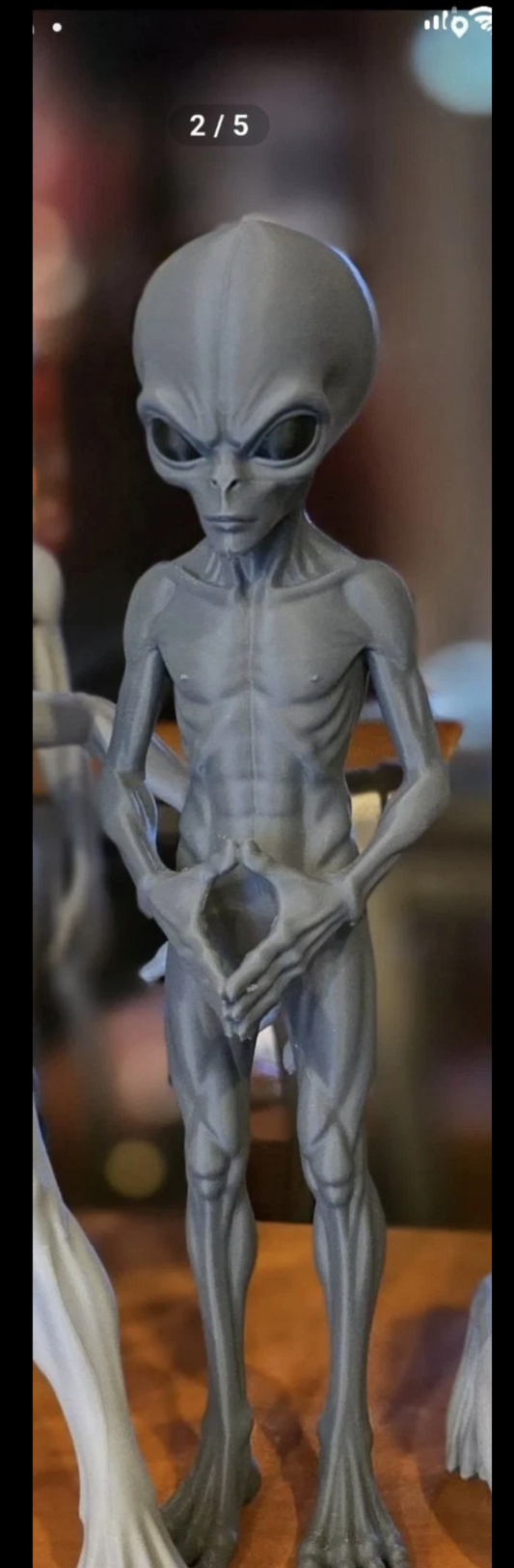 Gray Alien Figurine 22cm Tall – Sci-Fi-Detailed Sculpture -Collectible Uk Seller
