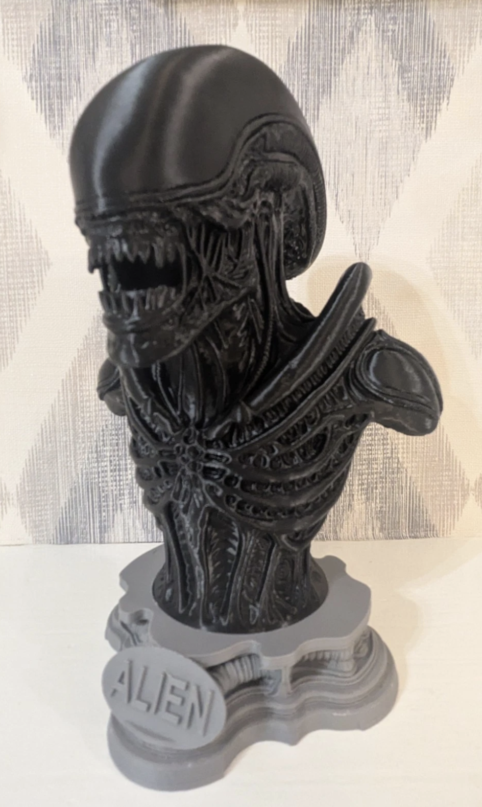 Xenomorph Alien Bust Statue - 22cm Premium 3D Printed Collectible 🇬🇧 UK seller